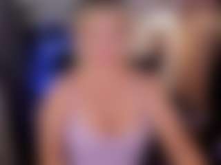 Live cam show with YolandaKiss - Mature on Stripli.com
