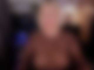 YolandaKiss's Live Sex Cam Show