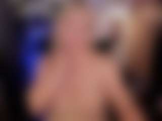 Live cam show with YolandaKiss - Stockings on Strip Flash - Live Sex Shows