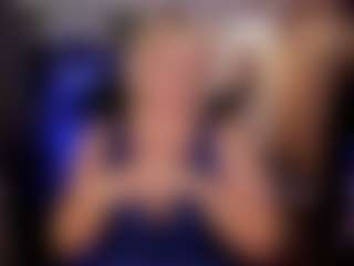 Live cam show with YolandaKiss - Mature on boobsie.com