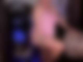 Live cam show with YolandaKiss - Middle Aged on hrnylive.com