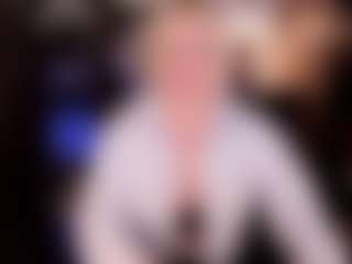 Live cam show with YolandaKiss - Lush MILF on fapnchat