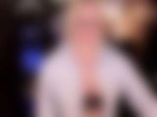 Live cam show with YolandaKiss - Cumface on Cam Slut