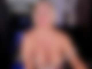 Live cam show with YolandaKiss - Cumface on Sweet Sext