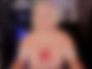 Live cam show with YolandaKiss - Cumface on luckytryst.com