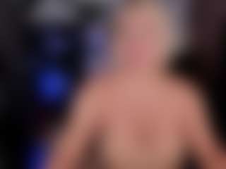 Live cam show with YolandaKiss - Cumface on Latina Girls