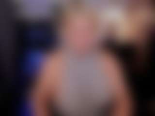 Live cam show with YolandaKiss - Tittyfuck on Camsoda