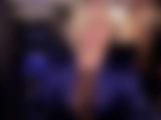 Live cam show with YolandaKiss - Blonde Hair Middle Aged on Fapmatic.com