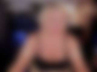 YolandaKiss's Live Sex Cam Show