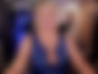YolandaKiss's Live Sex Cam Show
