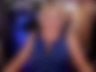 YolandaKiss's Live Sex Cam Show