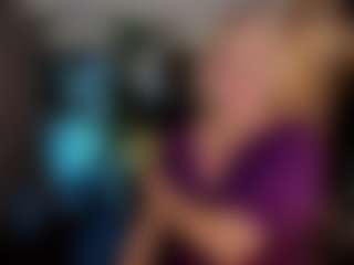 Live cam show with YolandaKiss - Cumface on Big Tits