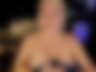 Live cam show with YolandaKiss - Cumface on Camsoda