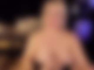 Live cam show with YolandaKiss - Cumface on https://playwithruby.com