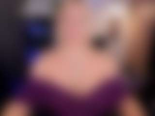 Live cam show with YolandaKiss - Cumface on Dolls Live