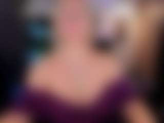 Live cam show with YolandaKiss - Sexy on Camsoda