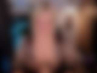 YolandaKiss MILF webcam performer live streaming
