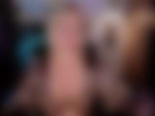 YolandaKiss MILF webcam performer live streaming