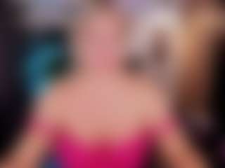 YolandaKiss's Live Sex Cam Show
