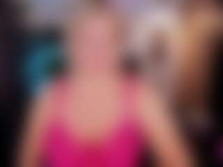 Live cam show with YolandaKiss - Mature Middle Aged on Camsoda