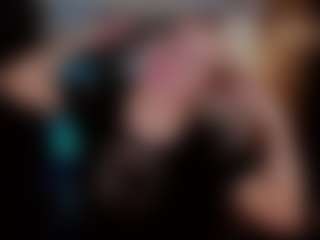YolandaKiss's Live Sex Cam Show
