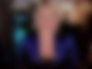 Live cam show with YolandaKiss - Blonde Hair Middle Aged on Camsoda