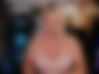 Live cam show with YolandaKiss - Control on Taboo Cams XXX