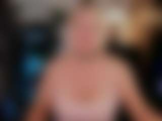 Live cam show with YolandaKiss - Blonde Hair Fetish on camwithhim.com