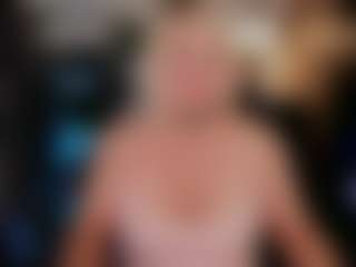 Live cam show with YolandaKiss - Lush Mature on Streamer API