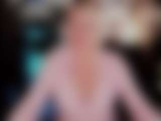 Live cam show with YolandaKiss - Blonde Hair on WildCum