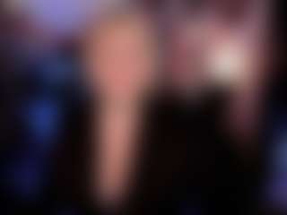 Live cam show with YolandaKiss - Blonde Hair Middle Aged on SinfulBabes
