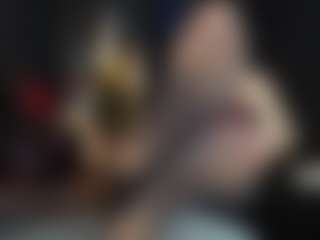 Live cam show with GoddessDarsy - Dominant on Gym Cam Girls