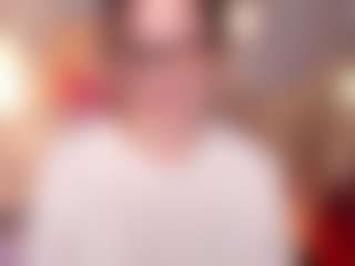 Live cam show with JaneGraceful - Cute on CamClone