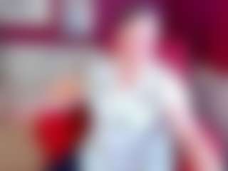 Live cam show with KellyPerfect - Spy on AdultVida.com