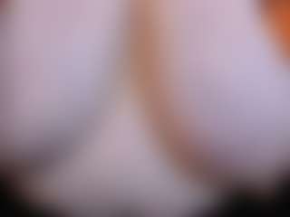 Live cam show with KellyPerfect - Brown Hair on xDating