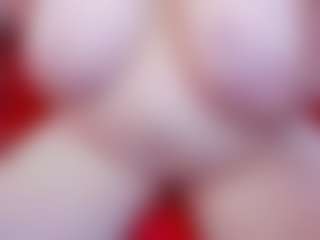 Live cam show with KellyPerfect - Brown Hair on Uber Horny