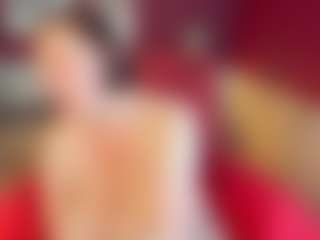 Live cam show with KellyPerfect - Spy Brown Hair on thefappeningchat.com