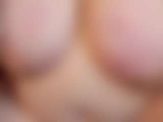 Live cam show with KellyPerfect - Smoke on Lustler