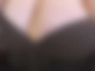 Live cam show with KellyPerfect - Spy on Sweet Sext