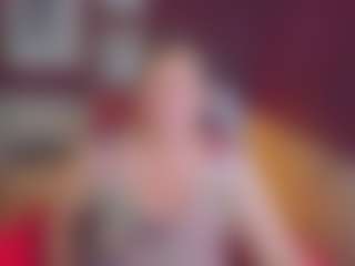 Live cam show with KellyPerfect - Smoke on Camming Site