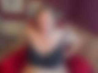 Live cam show with KellyPerfect - Hairy Pussy on SquirtSoMuch