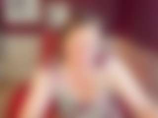 Live cam show with KellyPerfect - Mature on Camsoda