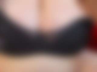 Live cam show with KellyPerfect - Butt Plug on Camsoda