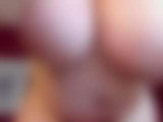 Show de câmera ao vivo com KellyPerfect - Butt Plug no Camsoda
