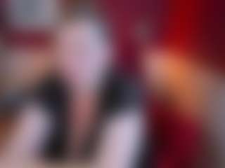 Live cam show with KellyPerfect - Public Mature on camwithhim.com