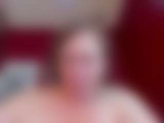 Live cam show with KellyPerfect - Mature on AdultVida.com