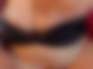 Live cam show with KellyPerfect - Tittyfuck on Soda Cam