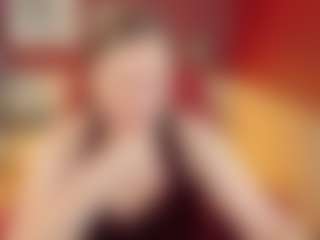 Live cam show with KellyPerfect - Spy Brown Hair on SpankPalCams