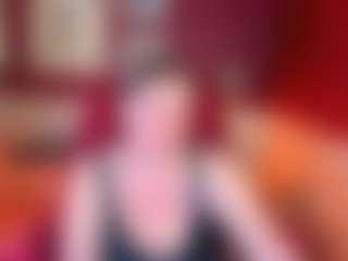 Live cam show with KellyPerfect - Tittyfuck on thefappeningchat.com