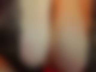 Live cam show with KellyPerfect - Brown Hair on boobsie.com